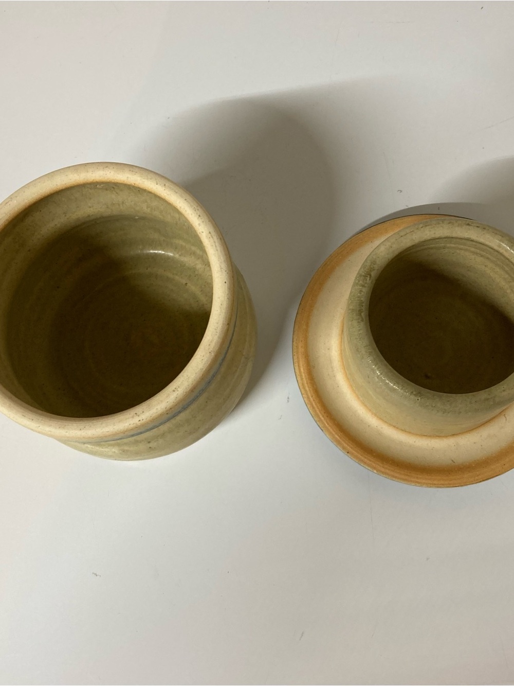 Mississippi Mud Pottery Butter Bell Crock Keeper in Beige with Blue Accent - Picture 9 of 10